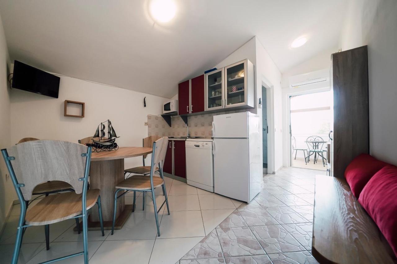 Apartman Melita Appartement Zadar Buitenkant foto